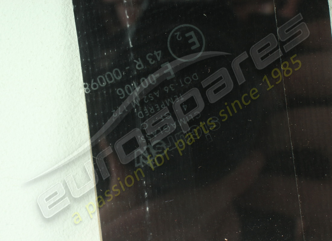 new oem rh fixed butt.window. part number 007017002 (2)