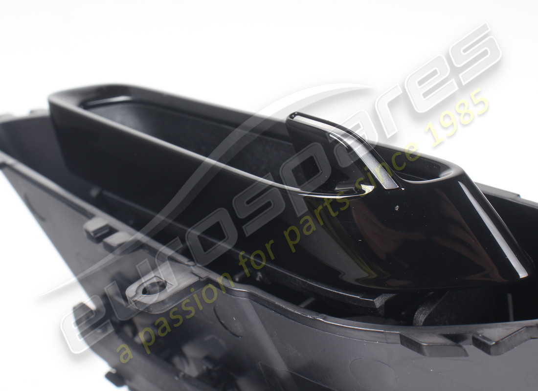 used ferrari bocchetta sx. part number 969292 (6)