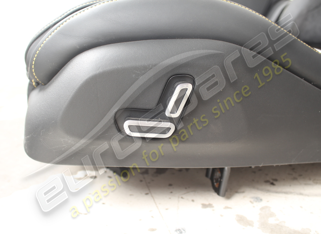 used eurospares complete set of front & rear seats. part number eap1564145 (6)