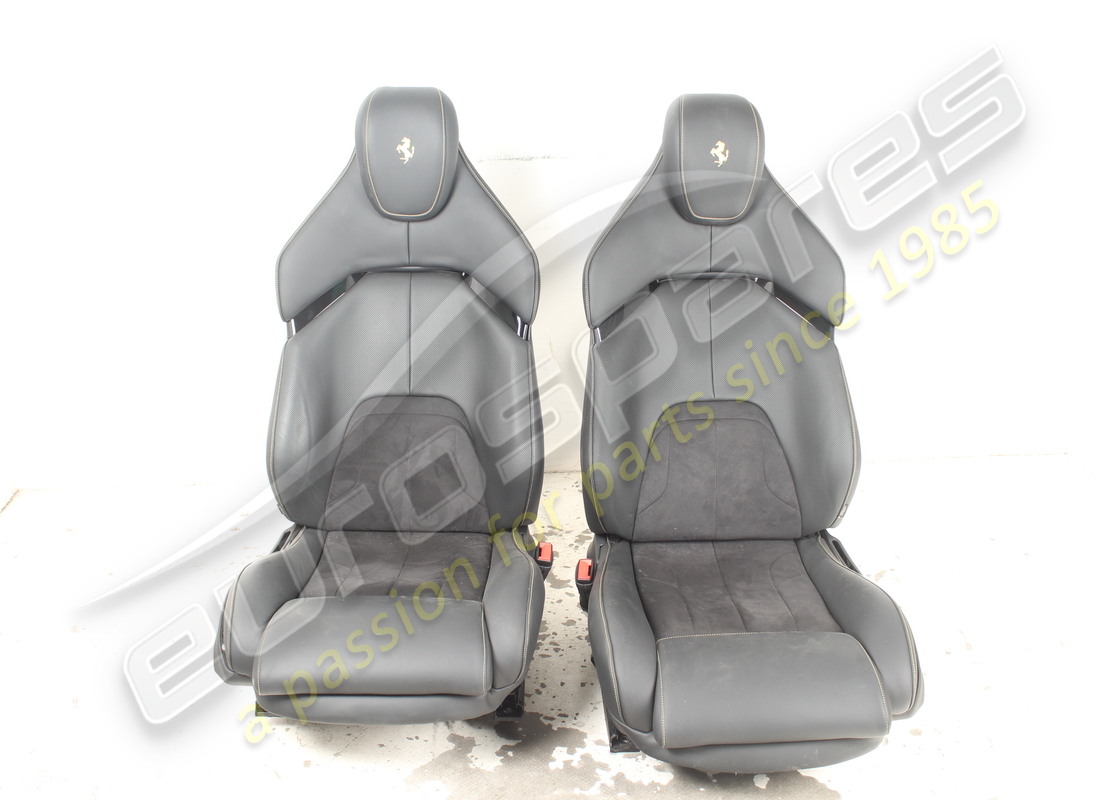 used eurospares complete set of front & rear seats. part number eap1564145 (8)
