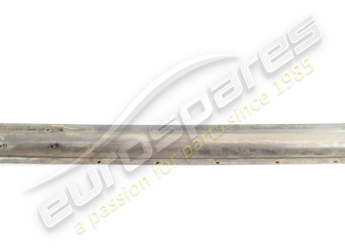 used maserati lh side skirt. part number 980000907 (8)