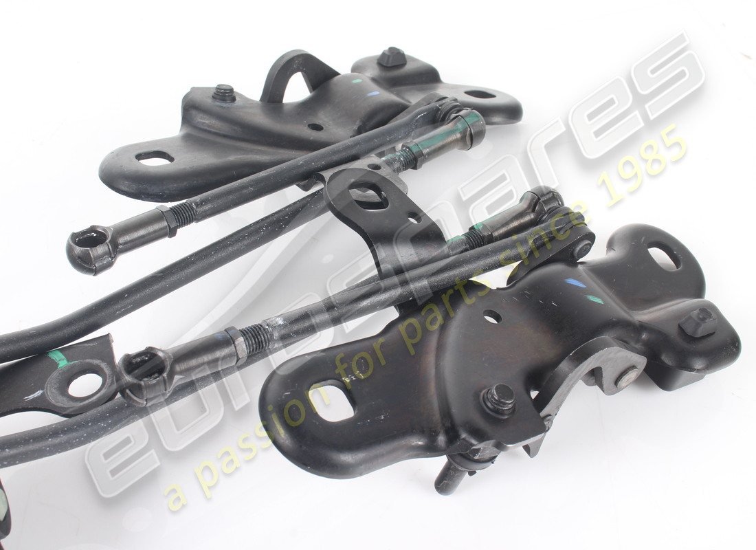 USED FERRARI LATCH SYSTEM COMPLETE. PART NUMBER 83977800 (3) used ferrari latch system complete. part number 83977800 (3)