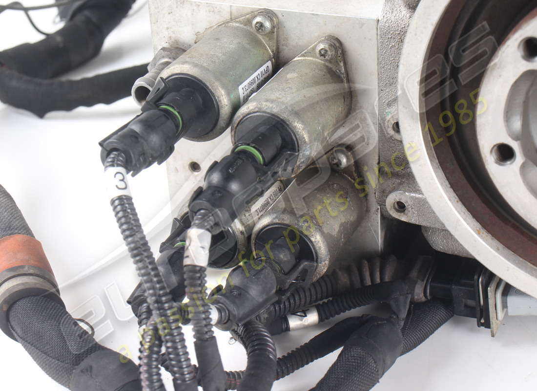 USED FERRARI POWER TAKE OFF UNIT. PART NUMBER 324841 (14) used ferrari power take off unit. part number 324841 (14)