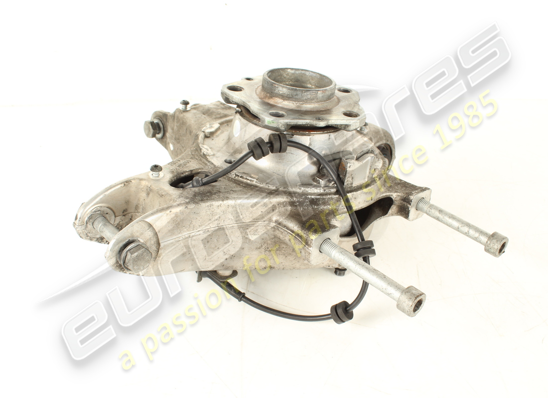 used ferrari lh hub carrier. part number 299933 (2)