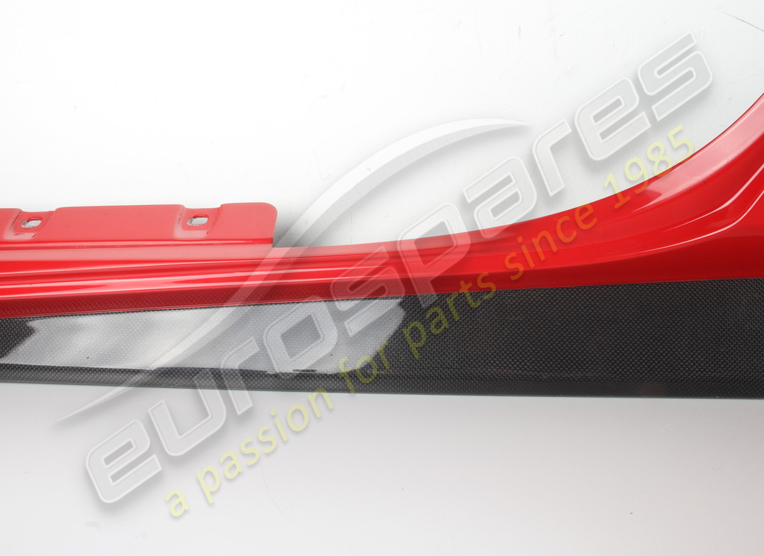used ferrari lh underdoor trim. part number 86936410 (3)