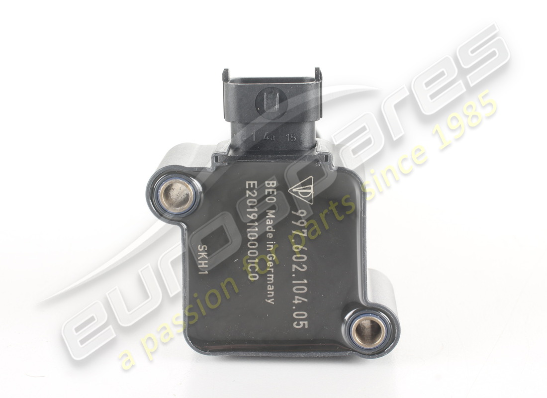 new porsche ignition coil with spark plug connector. part number 99760210405 (2)