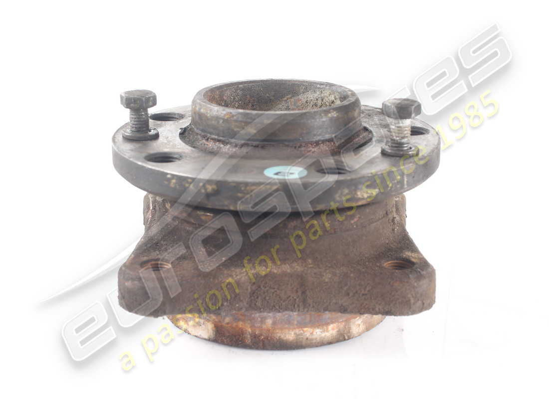 used maserati flanged bearing for rear suspensi. part number 387200388 (2)