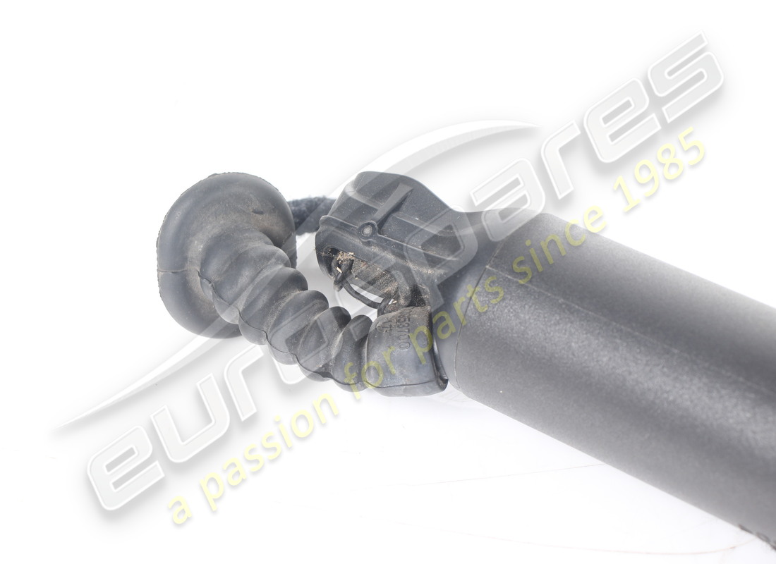 USED FERRARI LUGGAGE COMPARTMENT LID ACTU. PART NUMBER 88037300 (2) used ferrari luggage compartment lid actu. part number 88037300 (2)