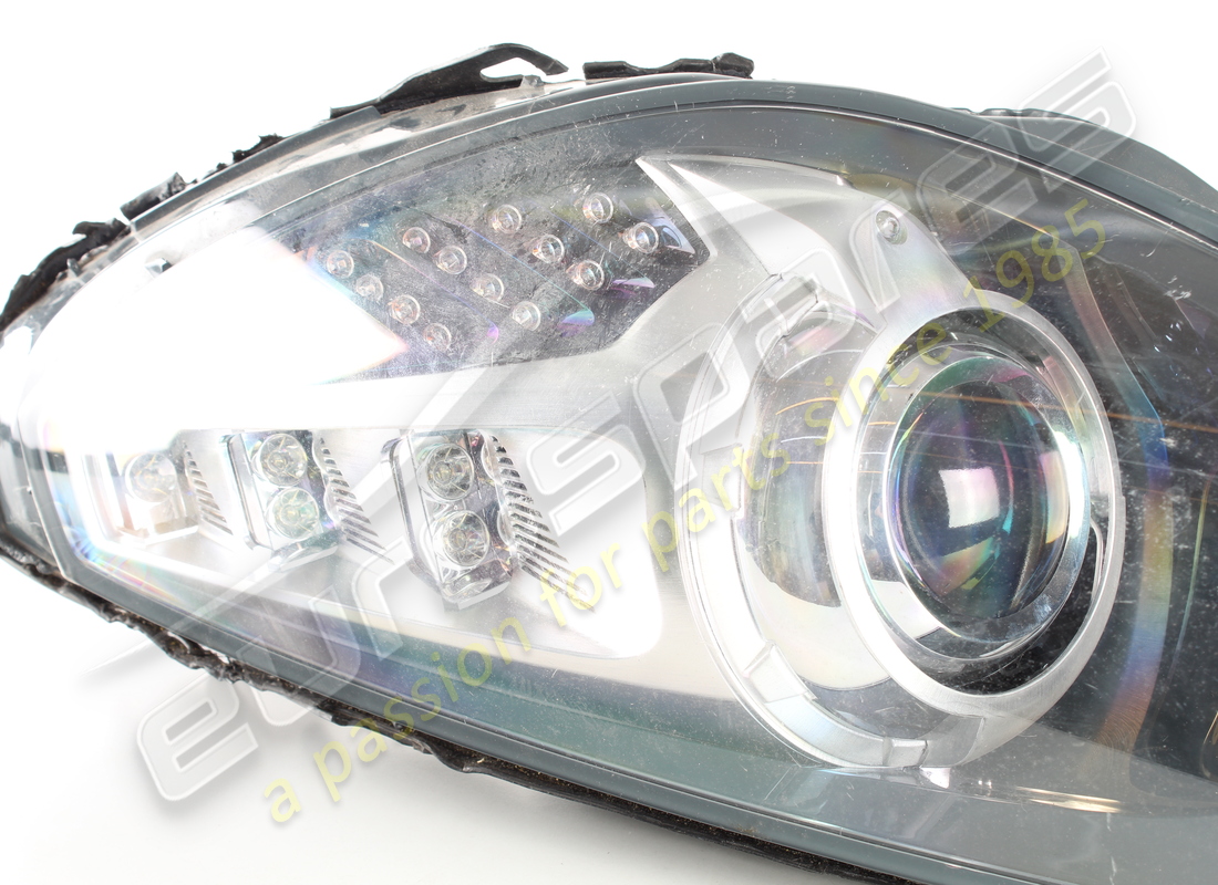 DAMAGED FERRARI LH FRONT HEADLIGHT -AFS AD. PART NUMBER 252002 (2) damaged ferrari lh front headlight -afs ad. part number 252002 (2)