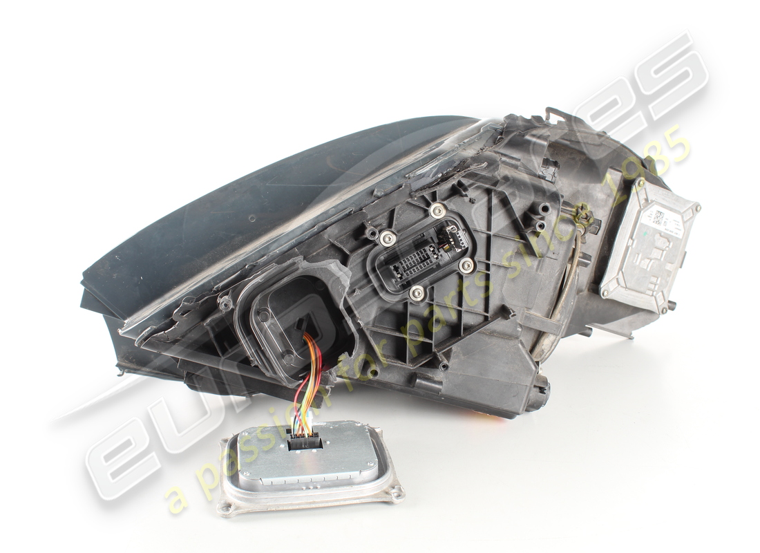 DAMAGED FERRARI LH FRONT HEADLIGHT -AFS AD. PART NUMBER 252002 (3) damaged ferrari lh front headlight -afs ad. part number 252002 (3)