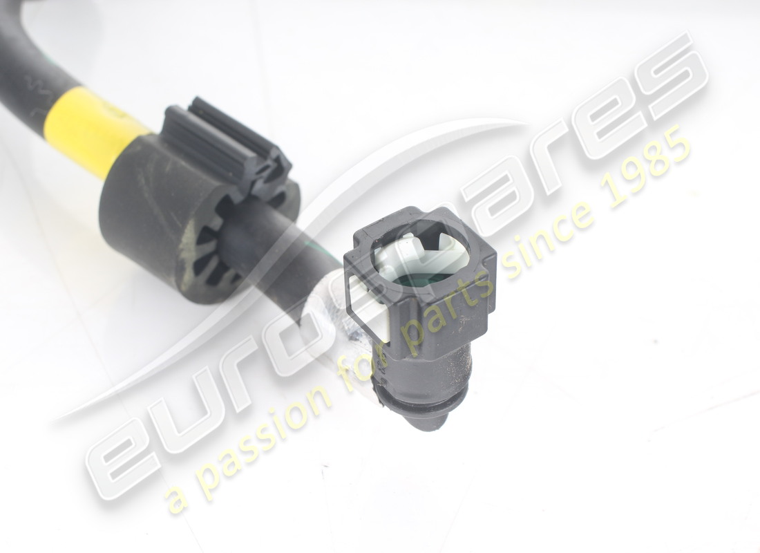 used ferrari fuel delivery pipe, rear sec. part number 285160 (4)