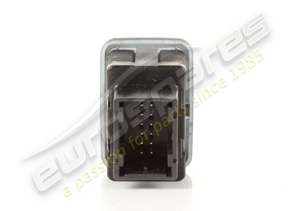 used ferrari usb socket. part number 303226 (4)