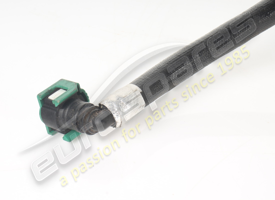 USED FERRARI FUEL DELIVERY PIPE. PART NUMBER 300839 (3) used ferrari fuel delivery pipe. part number 300839 (3)