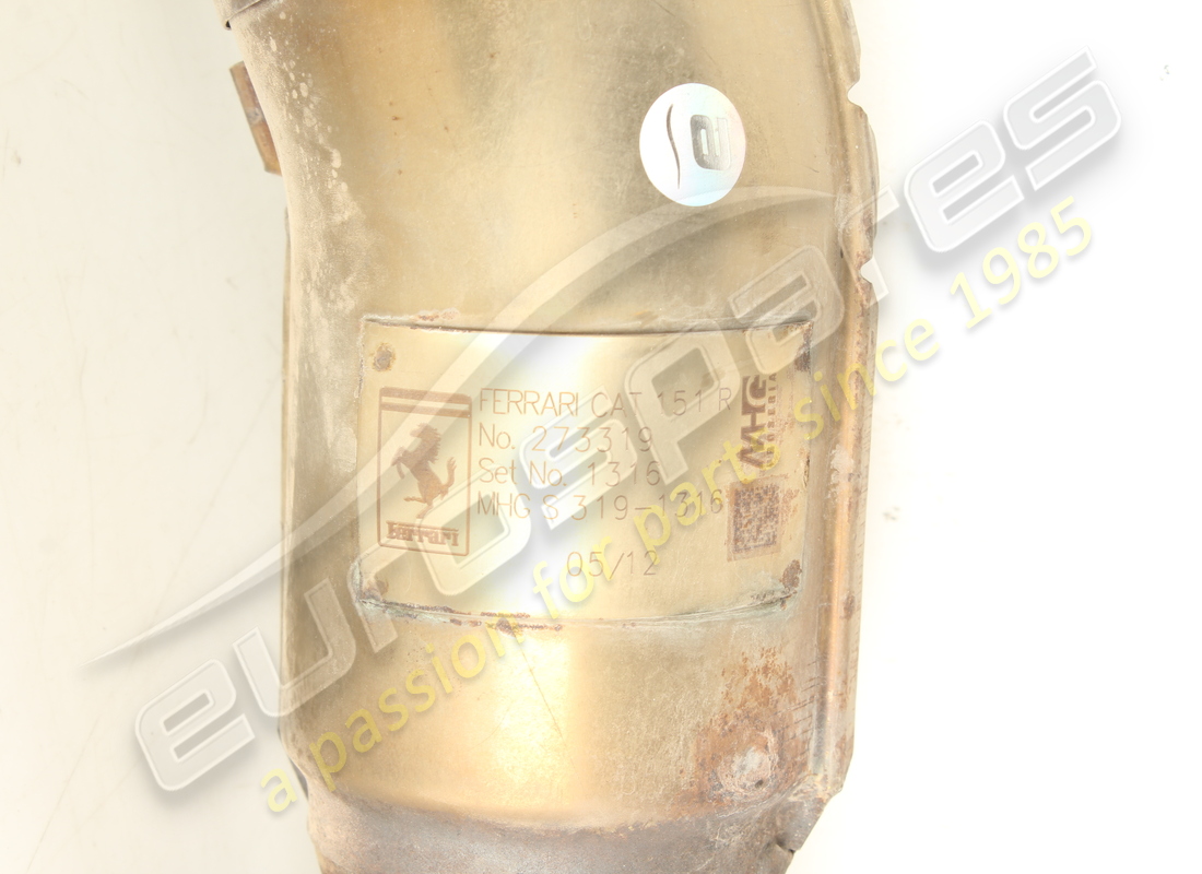 used ferrari complete rh catalytic converter. part number 273319 (5)