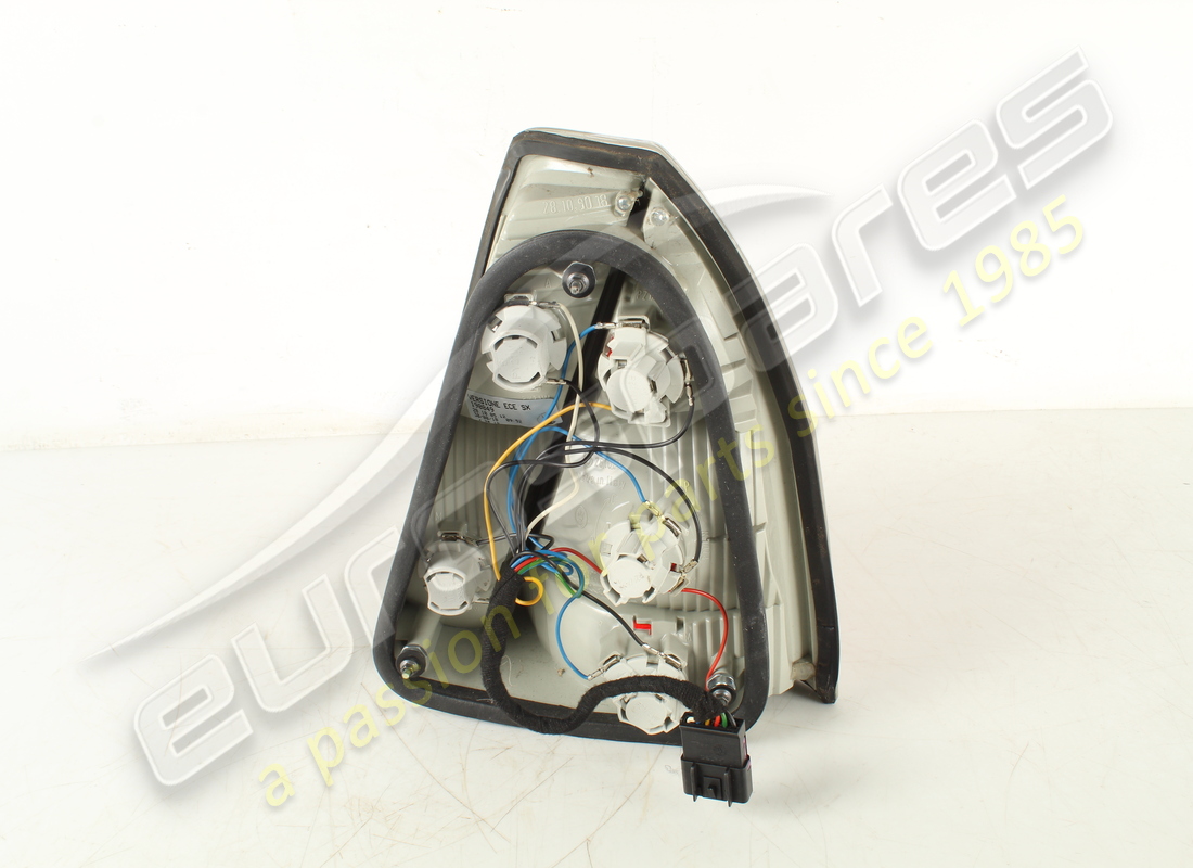 used maserati lh tail light. part number 190849 (2)