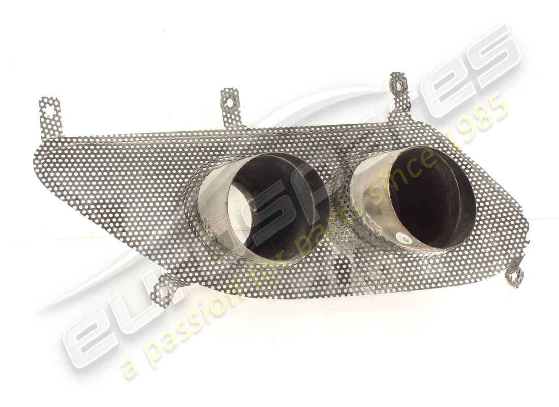 used ferrari grille with lh tailpipes. part number 84433700 (4)
