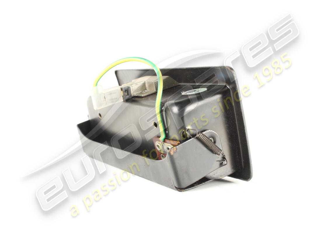 USED FERRARI ASHTRAY. PART NUMBER 61058900 (5) used ferrari ashtray. part number 61058900 (5)