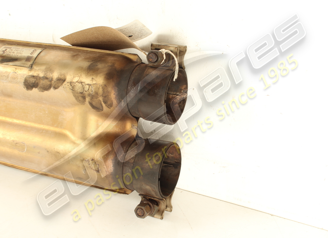 used ferrari central extension. part number 290124 (1)