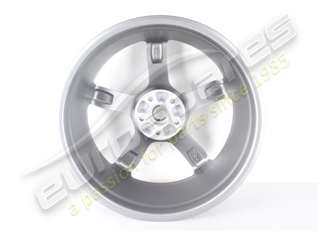 NEW FERRARI FRONT WHEEL. PART NUMBER 336560 (3) new ferrari front wheel. part number 336560 (3)