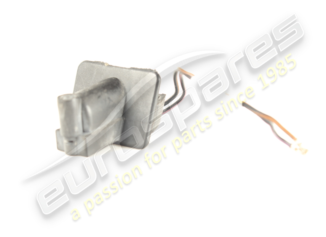 DAMAGED Ferrari SPRAY NOZZLE . PART NUMBER 83480800 (1)