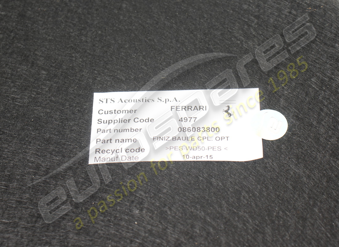 used ferrari rh lateral luggage compartme. part number 86083800 (4)