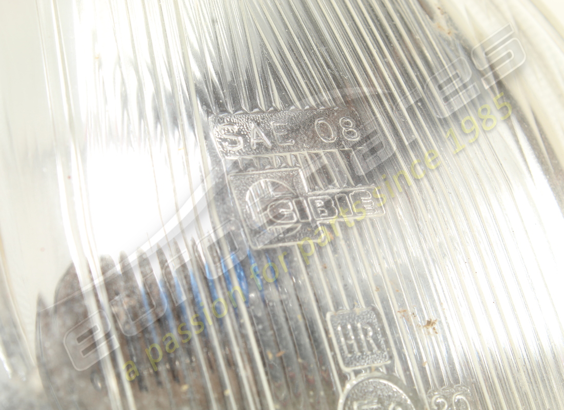 USED FERRARI MAIN BEAM LAMP UNIT. PART NUMBER 60907200 (3) used ferrari main beam lamp unit. part number 60907200 (3)