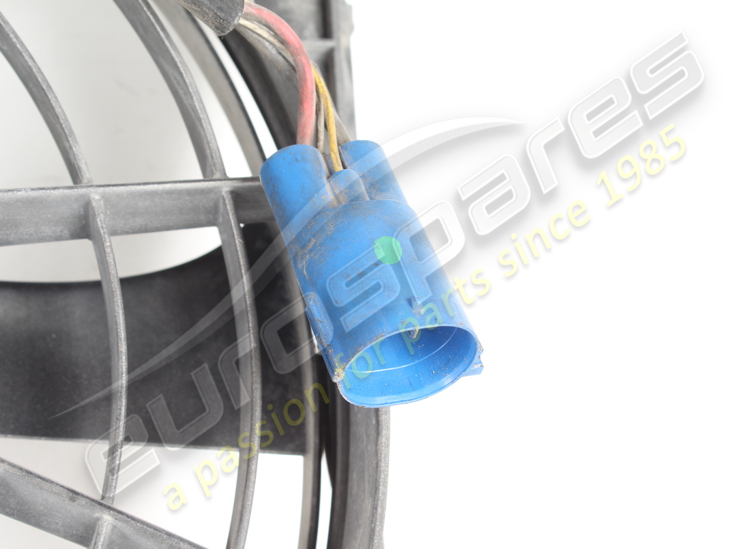 damaged ferrari cowl with electric fans. part number 267211 (5)