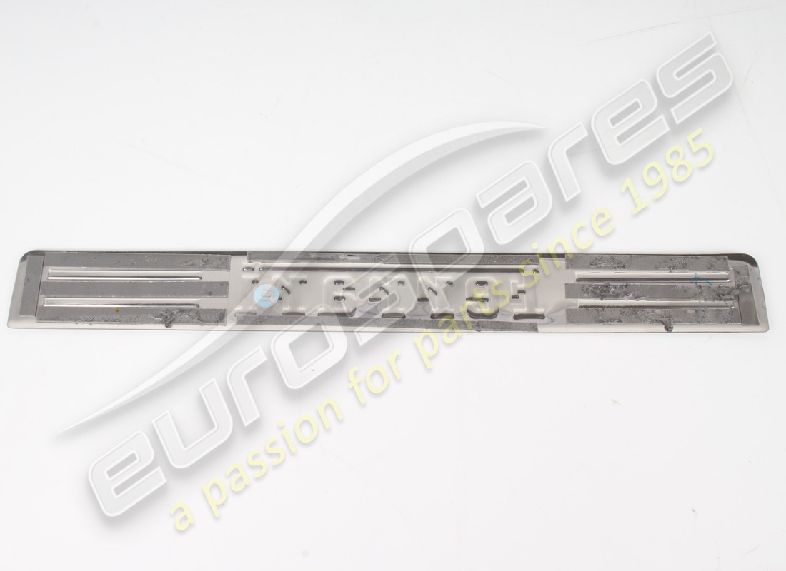 used ferrari batticalcagno dx. part number 980850 (3)