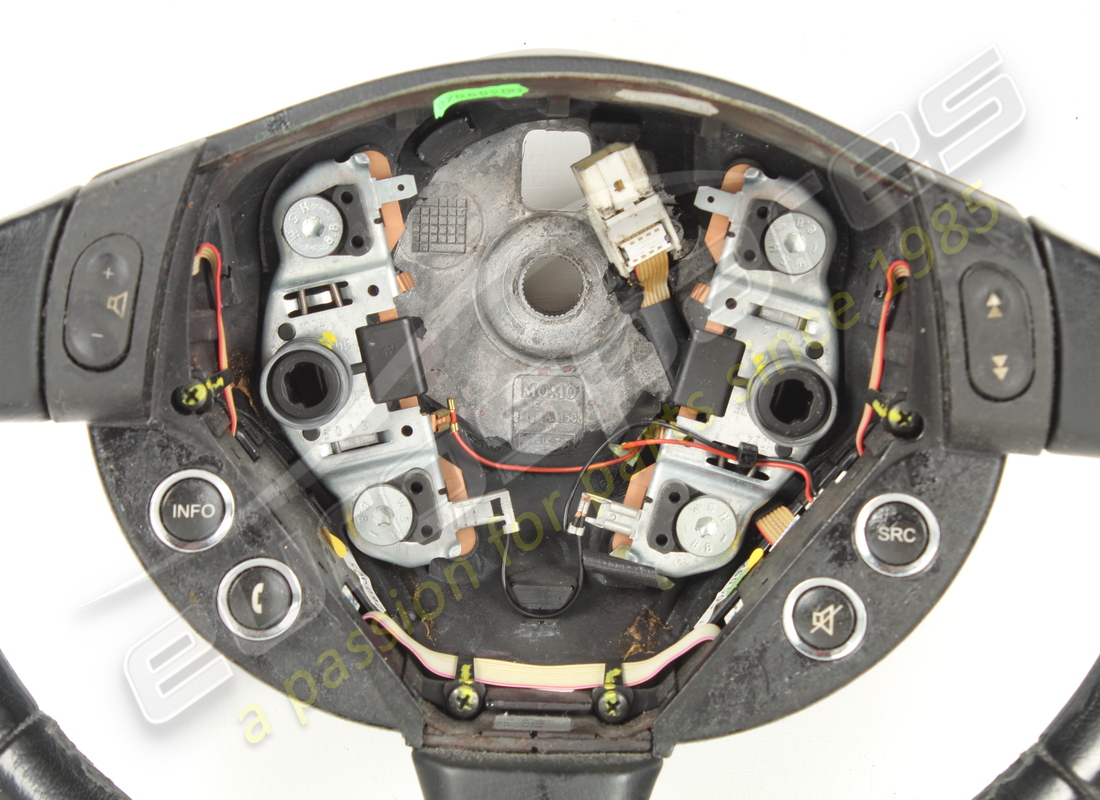 used maserati steering wheel black. part number 981340100 (2)