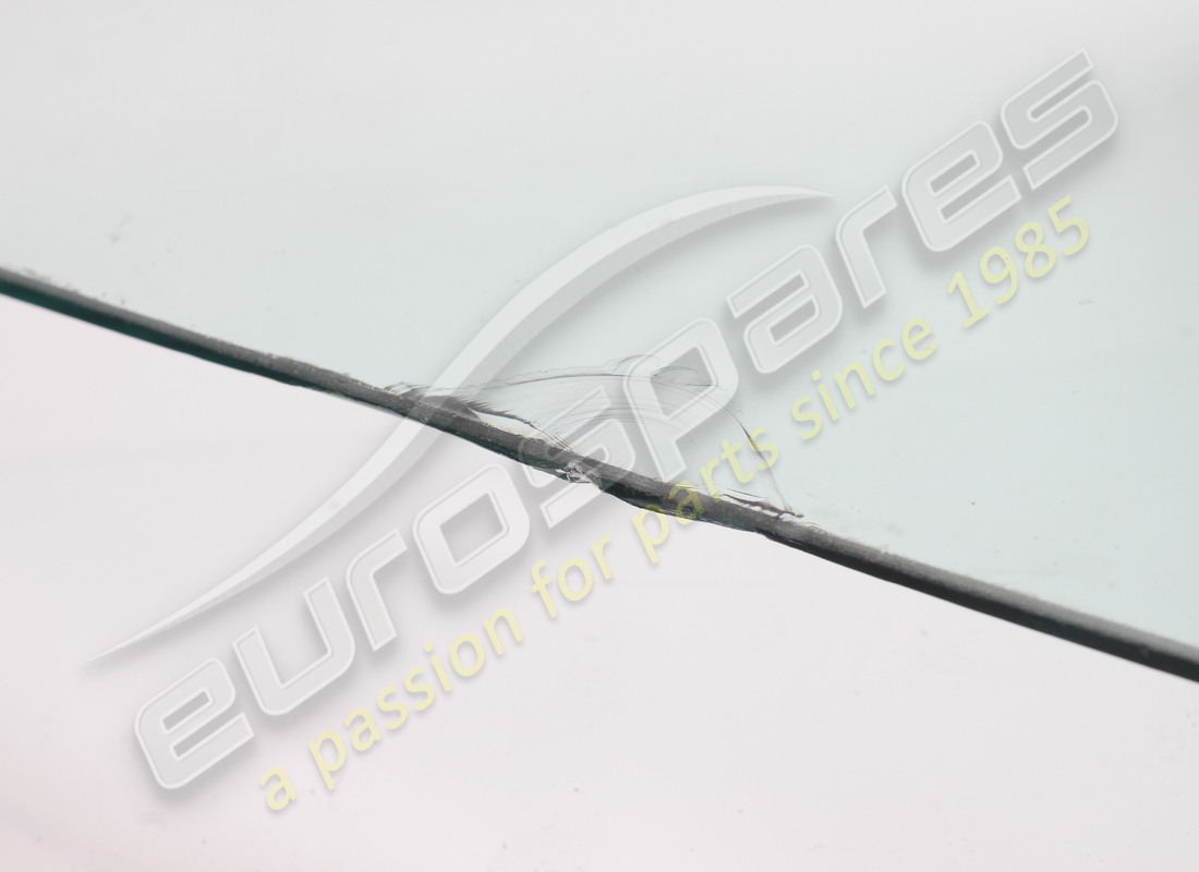 new (other) ferrari lh front quarter light glass. part number 62395900 (5)
