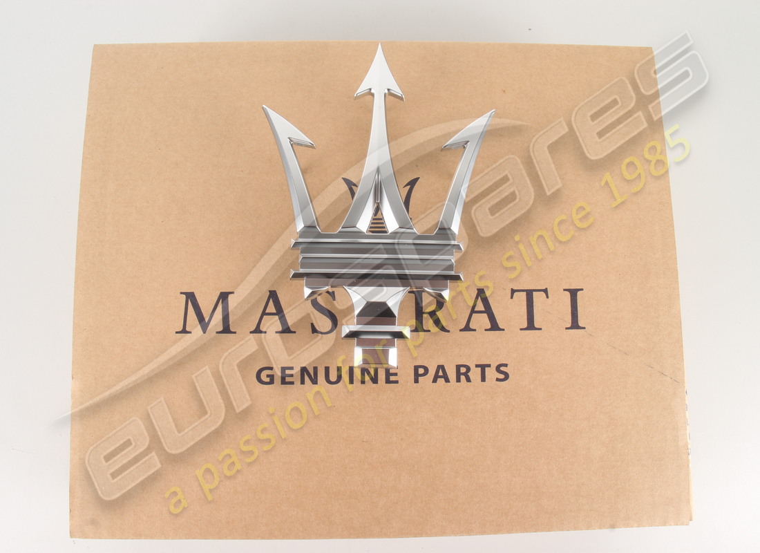 new maserati maserati badge. part number 670200654 (3)