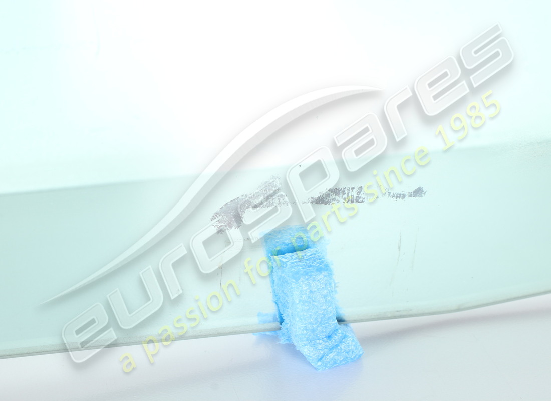 used lamborghini door window, front. part number 407845202 (4)