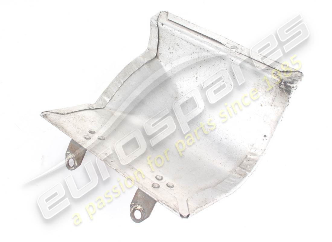 USED FERRARI SHIELD. PART NUMBER 107038 (3) used ferrari shield. part number 107038 (3)