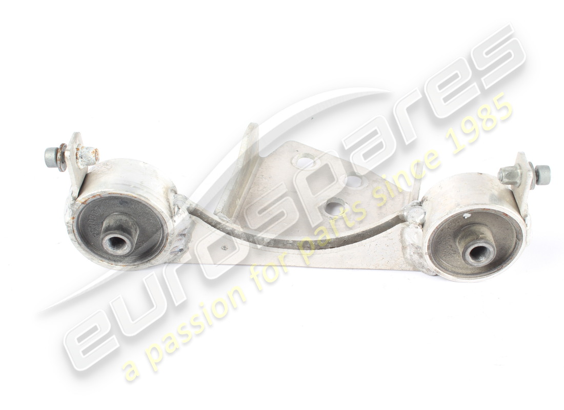 USED Ferrari RH BRACKET COMPLETE WITH BUSHE . PART NUMBER 331839 (1)