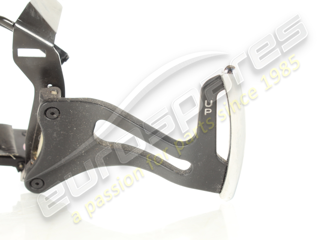 USED MASERATI LEVERS SET. PART NUMBER 261433 (3) used maserati levers set. part number 261433 (3)