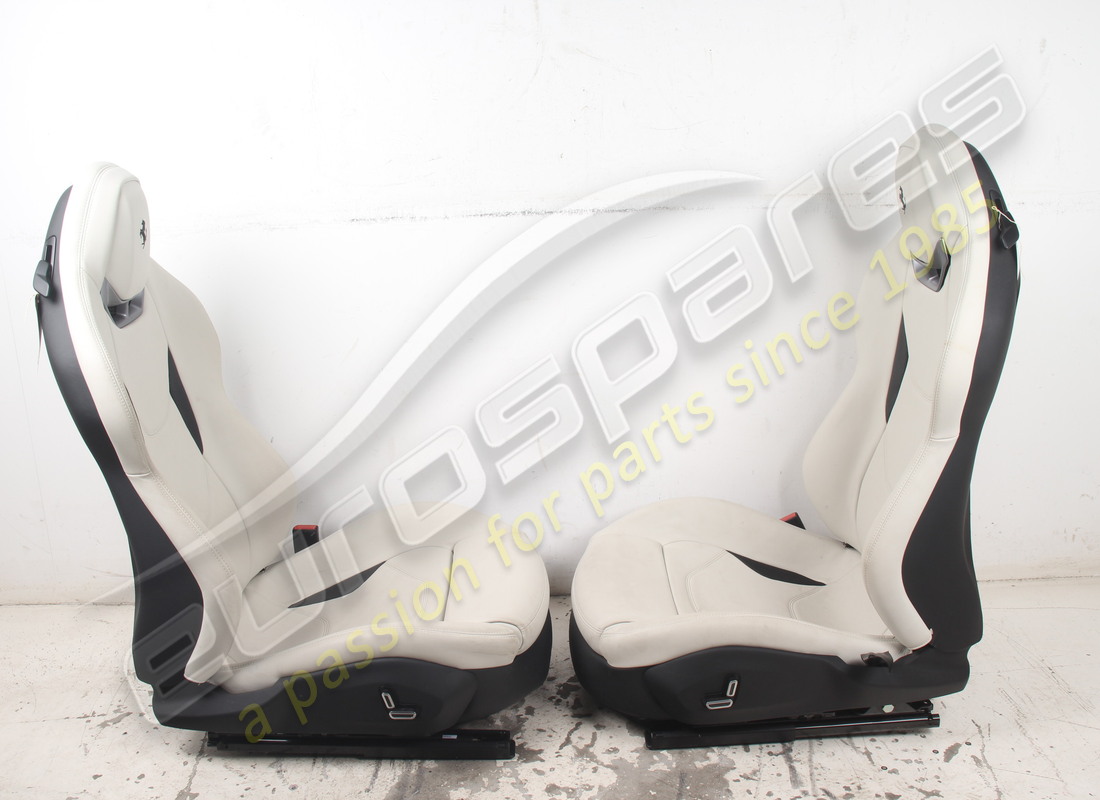 used ferrari pair of seats light grey. part number eap1723563 (10)