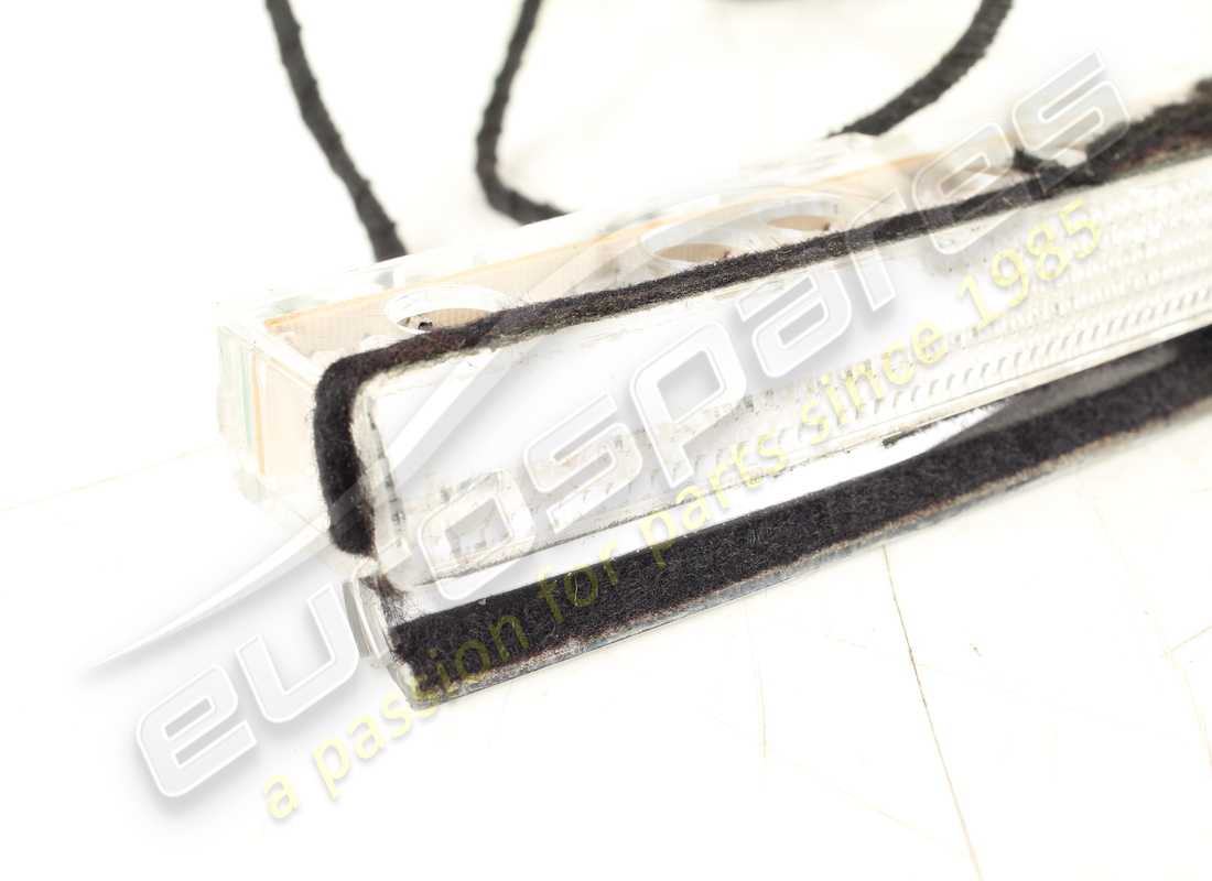 used maserati additional stop light. part number 203525 (2)