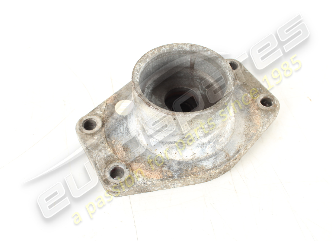 USED MASERATI COMPLETE REAR TOP MOUNT. PART NUMBER 217353 (2) used maserati complete rear top mount. part number 217353 (2)