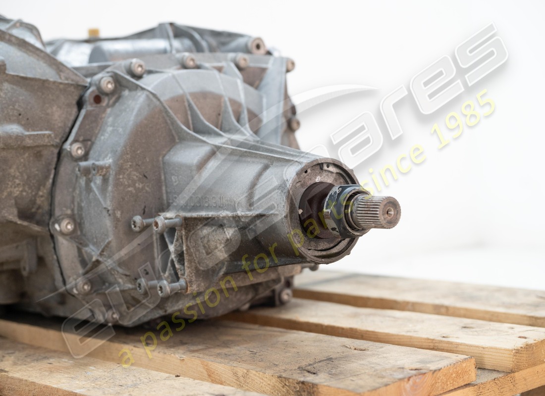 used ferrari complete dct gearbox. part number 270501 (2)