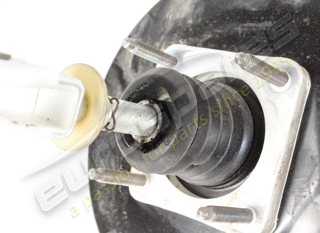 used eurospares brake servo with fluid tank. part number eap1564161 (4)
