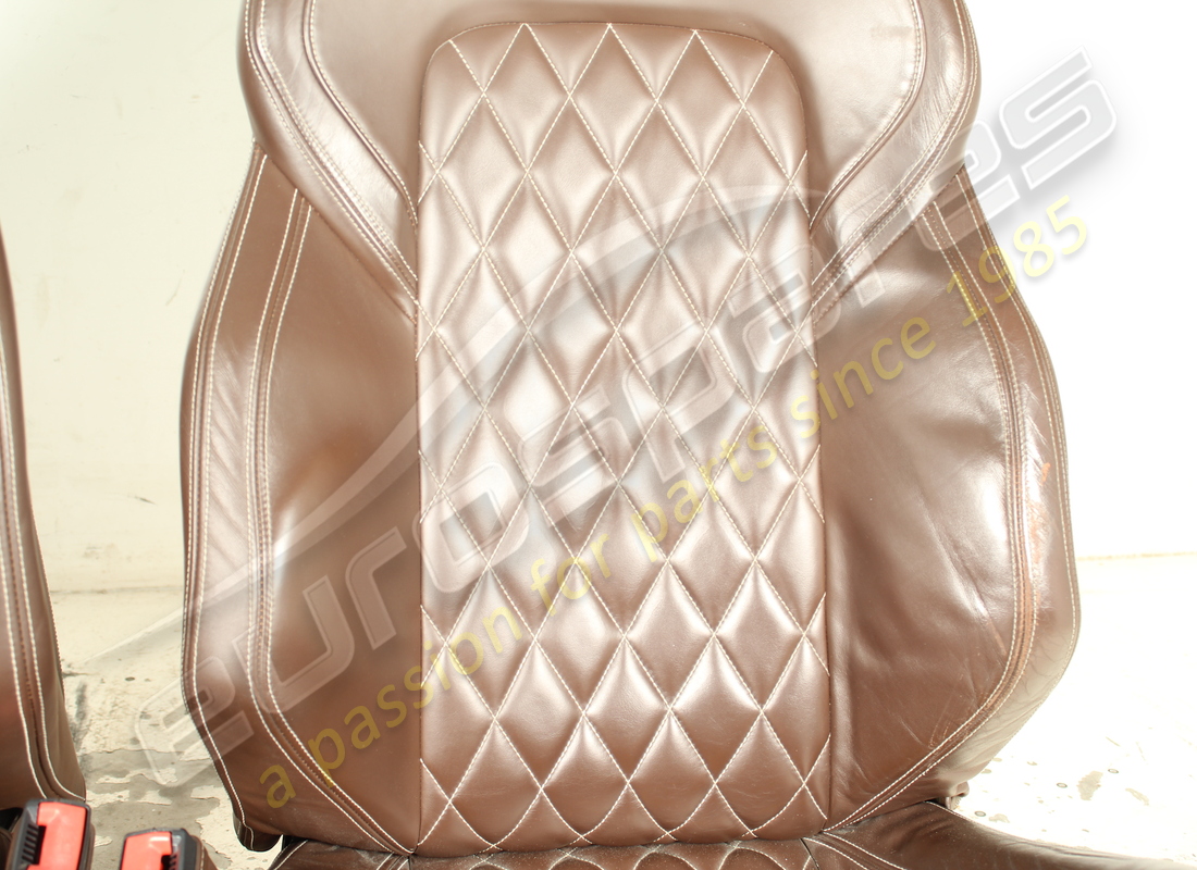 USED FERRARI COMPLETE SEAT SET WITH REAR SCREENS. PART NUMBER EAP1564144 (4) used ferrari complete seat set with rear screens. part number eap1564144 (4)