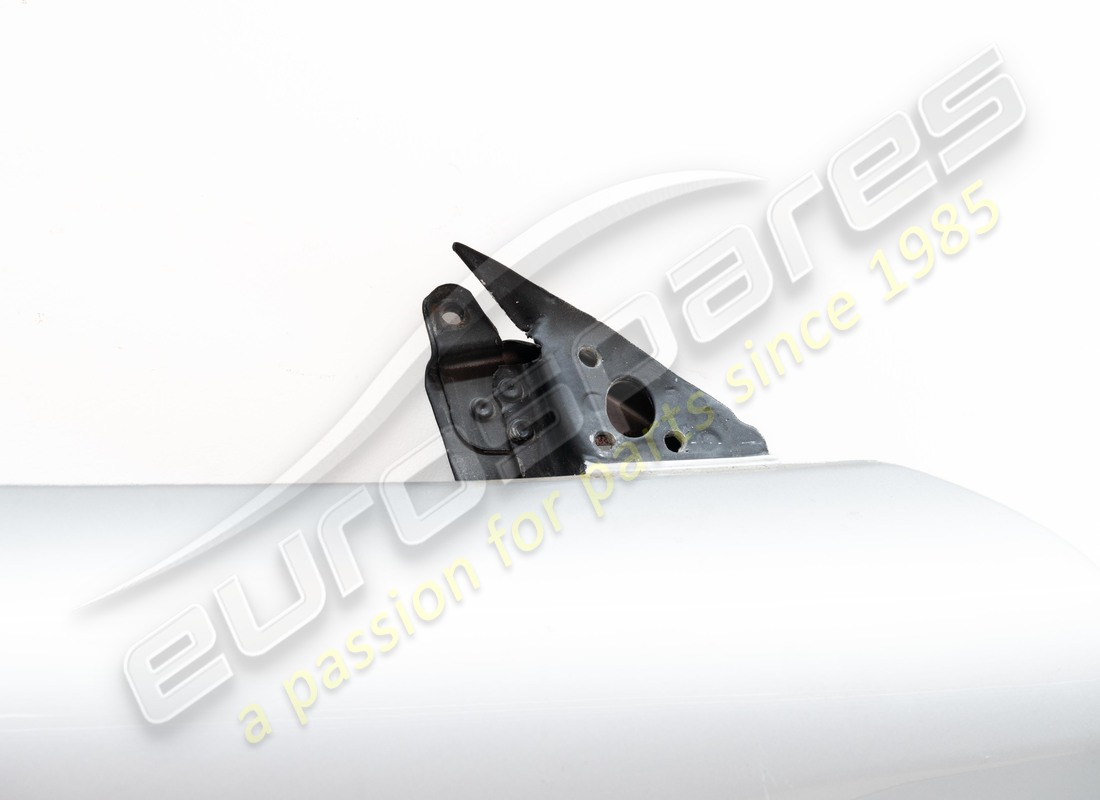 used ferrari rh door frame. part number 65909011 (5)