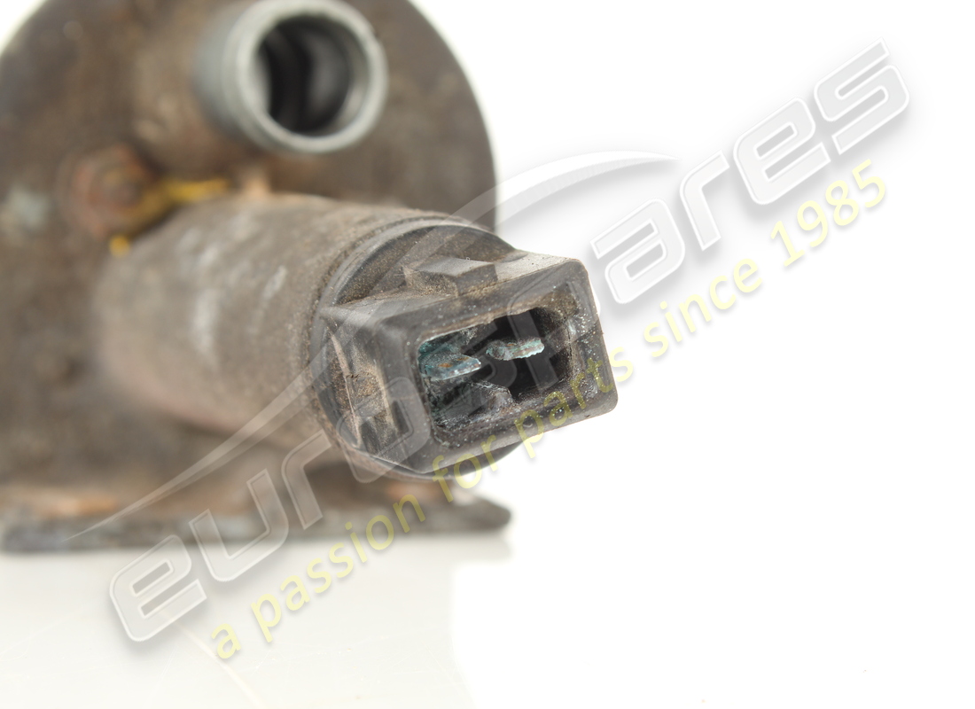 used ferrari aux air valve. part number 120222 (2)