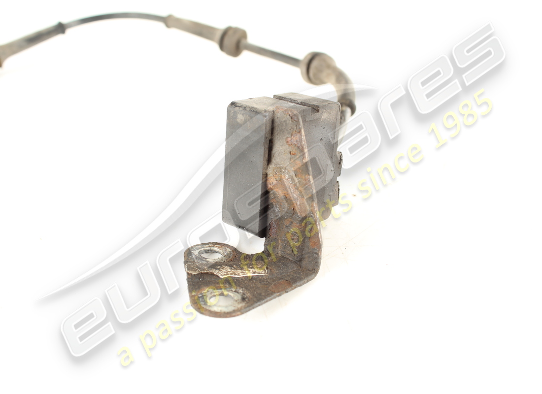 used maserati rh wheel acceleration senso. part number 243416 (3)