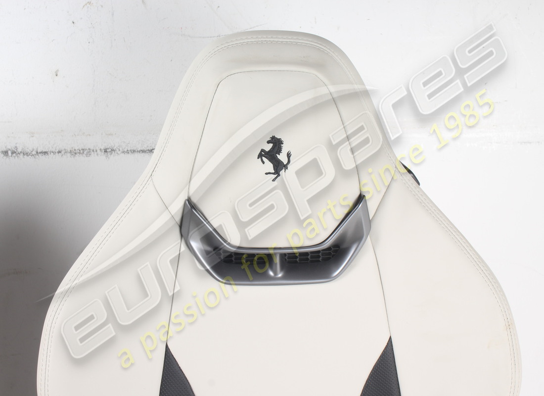 used ferrari pair of seats light grey. part number eap1723563 (3)
