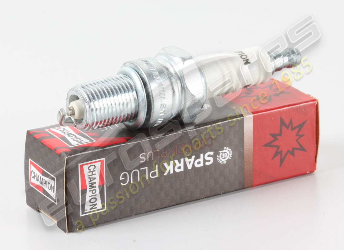 NEW FERRARI SPARK PLUG N6YCC. PART NUMBER 171627 (1) new ferrari spark plug n6ycc. part number 171627 (1)