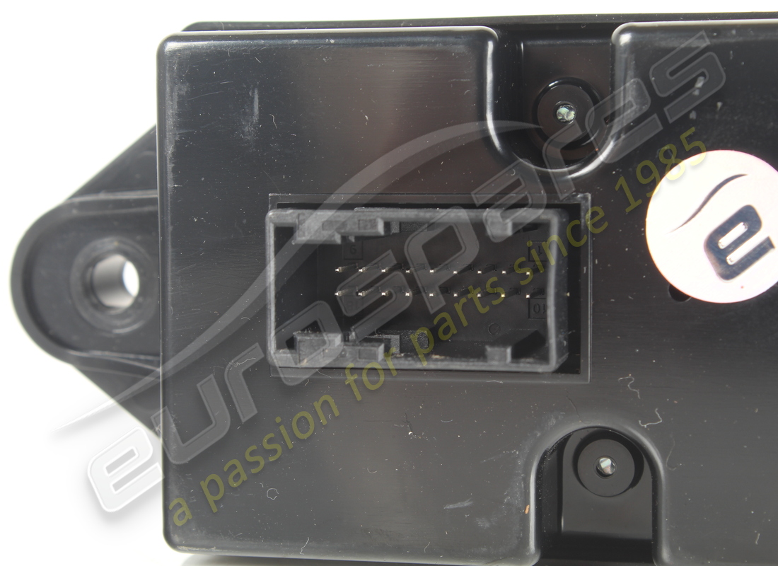 used ferrari a/c controls black box. part number 297831 (3)