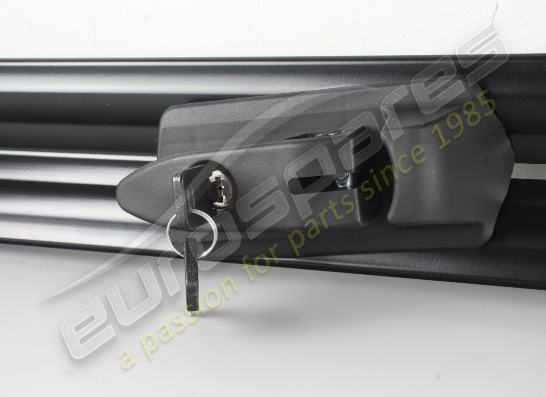 new lamborghini bike rack / fastening parts. part number 4ml071743 (4)