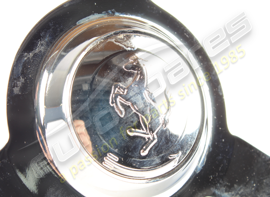 new oe rh hub nut 38mm type 32 campagnolo 275gts/330gtc. part number 95700040 (2)