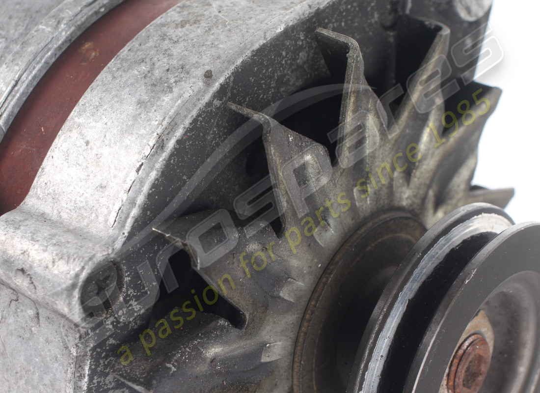 USED FERRARI ALTERNATOR BOSCH. PART NUMBER 121761 (6) used ferrari alternator bosch. part number 121761 (6)
